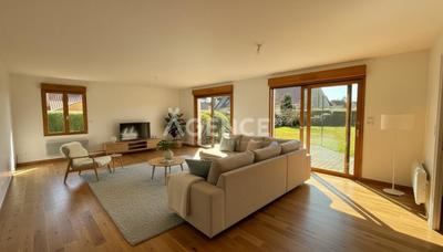 Maison - 154 m² - 5 pièces