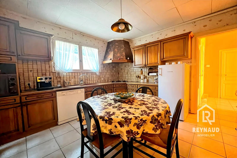 Maison - 185 m² - 6 pièces