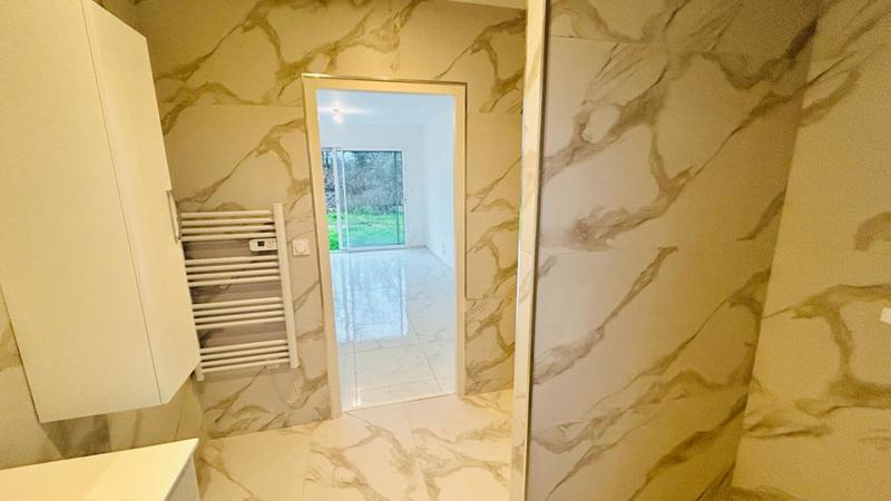 Pavillon - 94 m² - 4 pièces