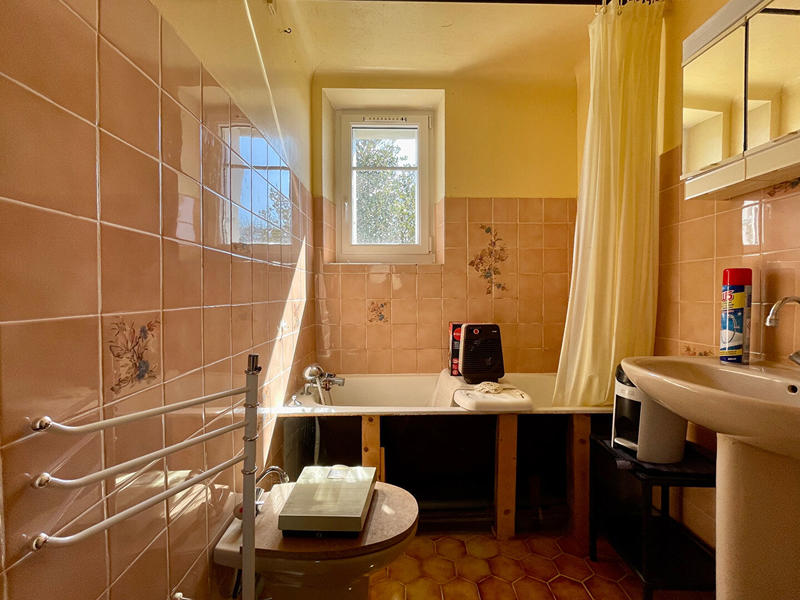 Maison - 80 m² - 6 pièces