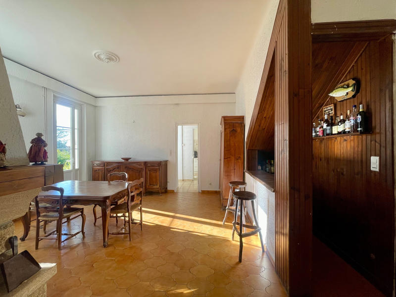 Maison - 200 m² - 4 pièces