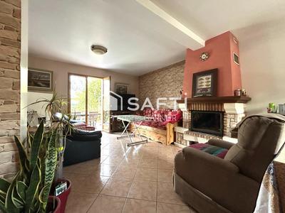 Maison - 104 m² - 6 pièces