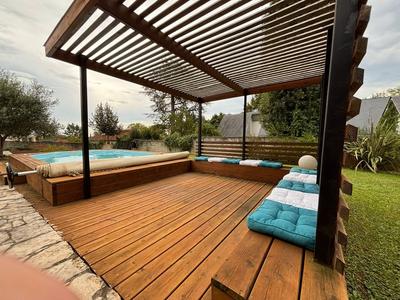 Maison - 152 m² - 6 pièces