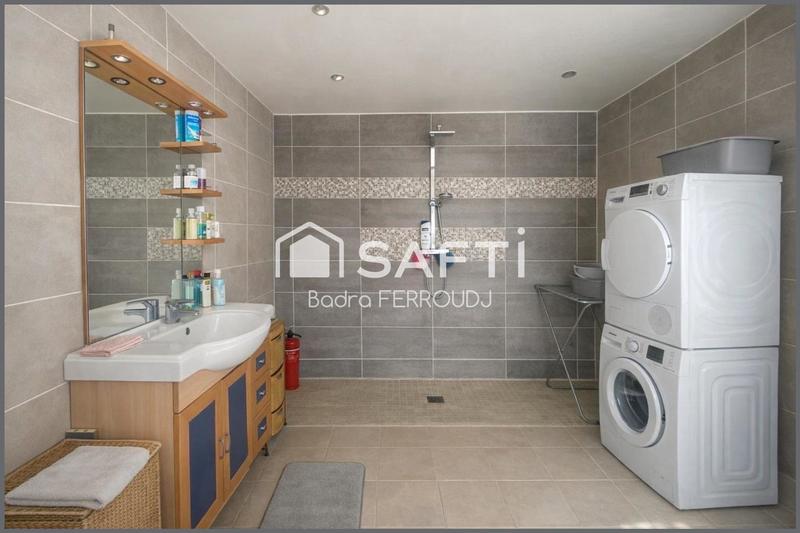 Maison - 130 m² - 6 pièces