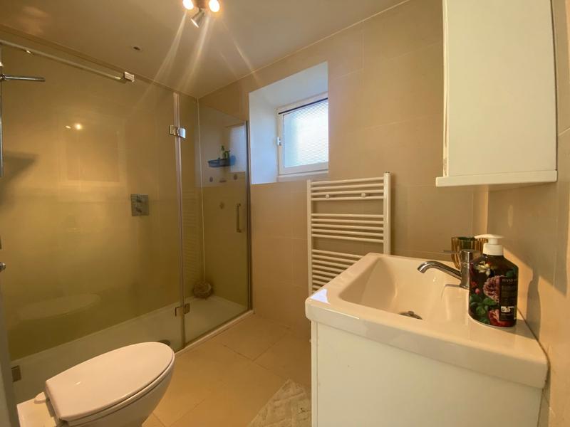 Maison ancienne - 222 m² - 7 pièces