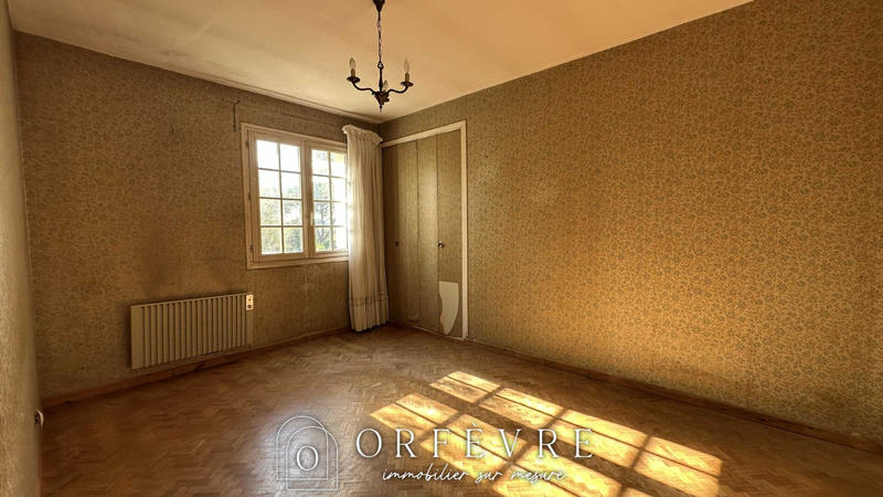 Maison - 200 m² - 7 pièces