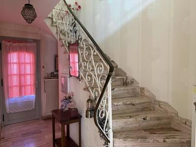 Maison - 93 m² - 4 pièces