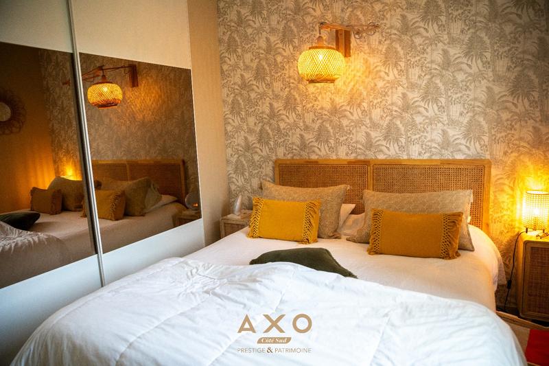 Appartement - 99 m² - 4 pièces