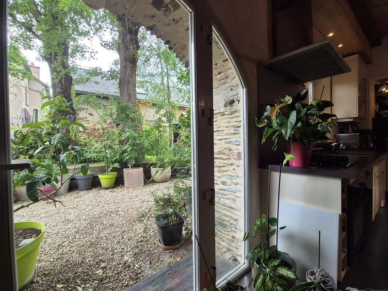 Maison ancienne - 530 m² - 11 pièces