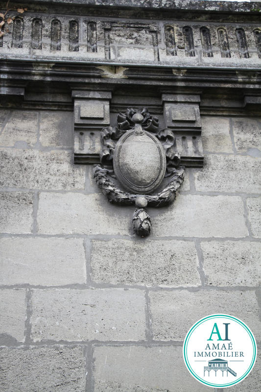 Maison - 450 m² - 22 pièces