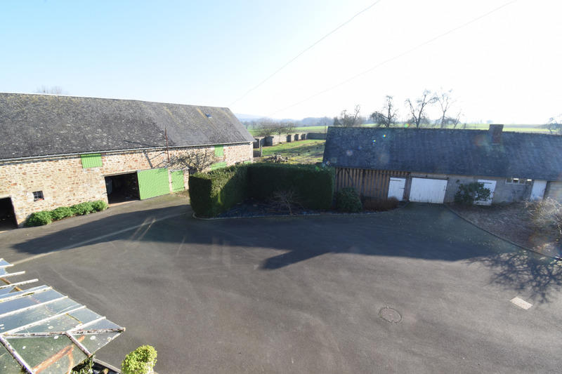 Maison - 192 m² - 8 pièces