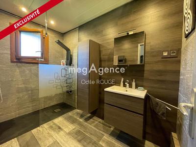 Maison - 130 m² - 4 pièces