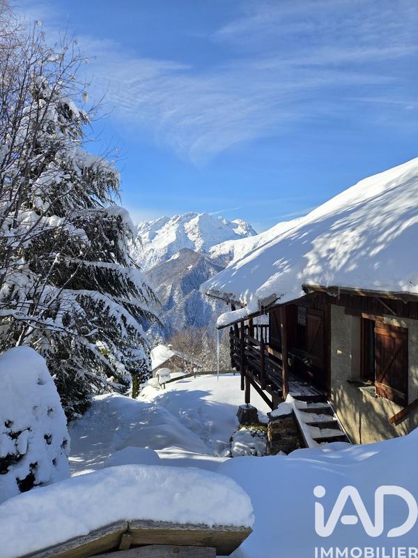 Châlet - 163 m² - 9 pièces