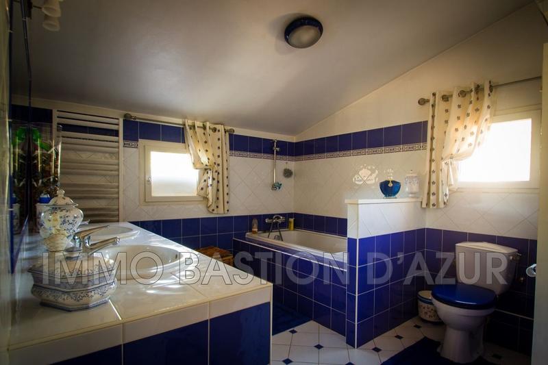 Villa - 355 m² - 7 pièces