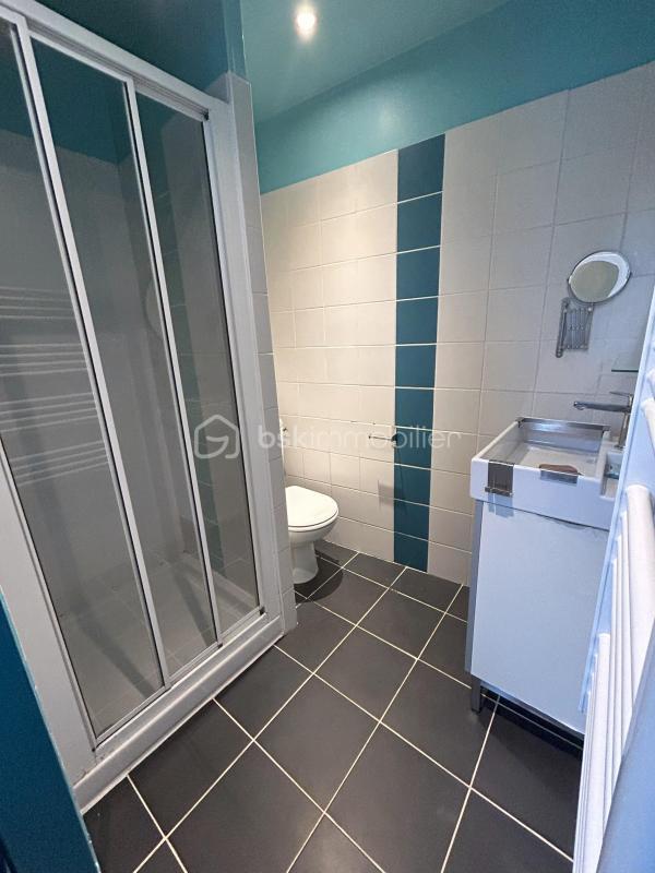 Maison - 187 m² - 9 pièces