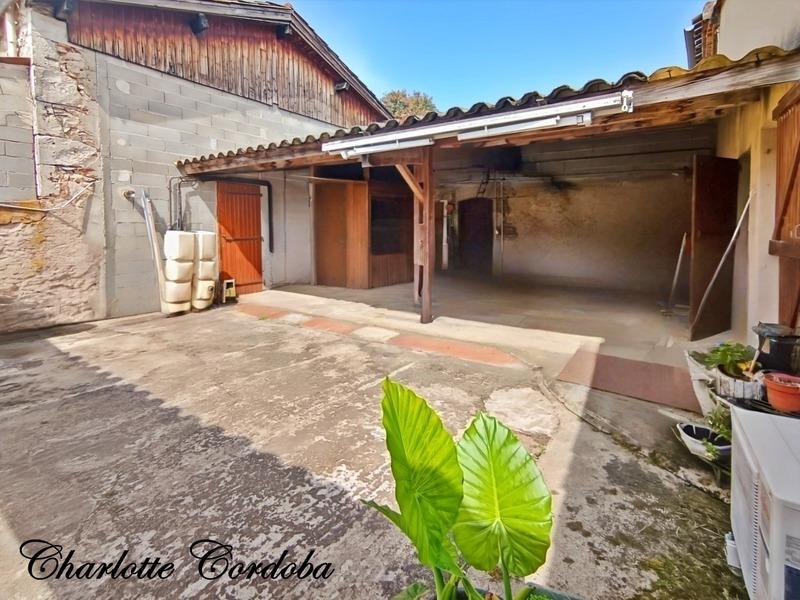 Propriété - 404 m² - 20 pièces