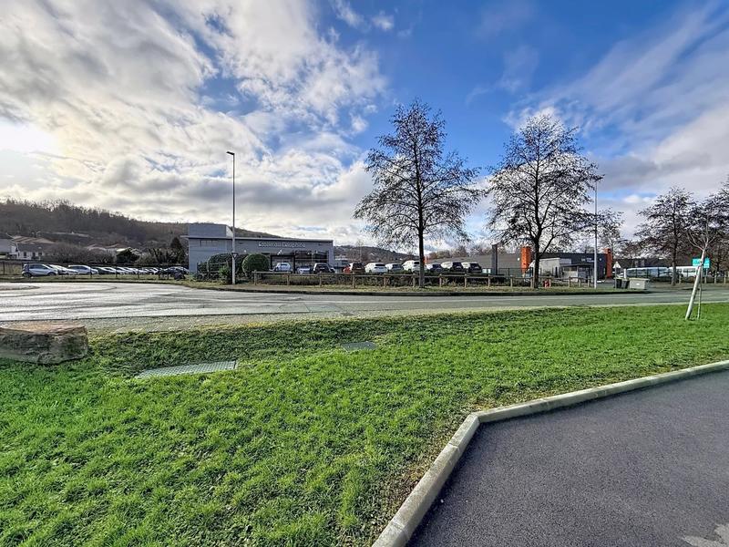 Bureau - 310 m² - 1 pièce