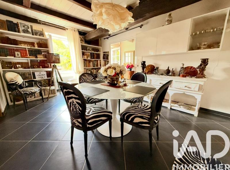 Maison - 170 m² - 6 pièces