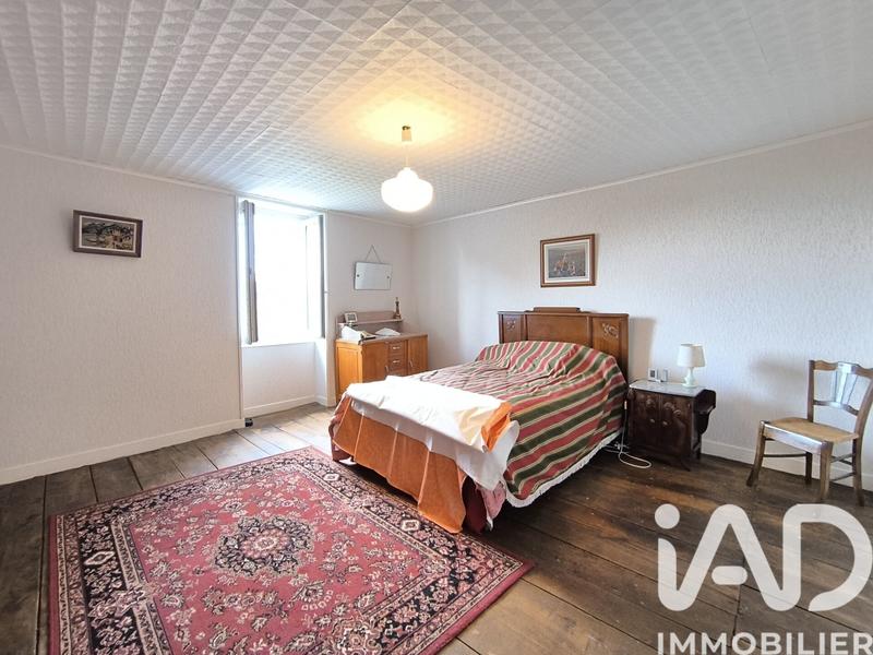 Maison - 111 m² - 6 pièces