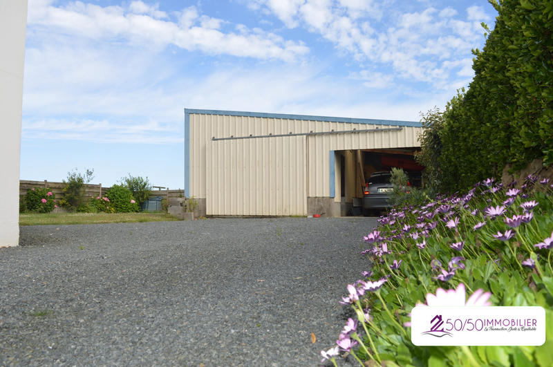 Maison ancienne - 216 m² - 12 pièces