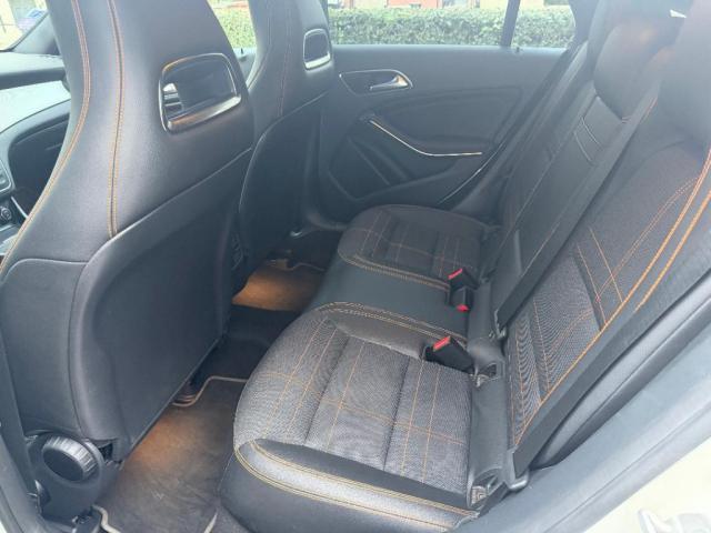 Mercedes Cla Shooting Brake Benz 180 Sensation 7-G Dct a