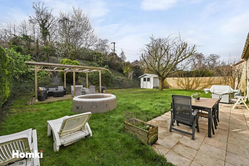 Maison - 120 m² - 6 pièces