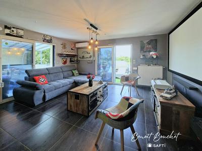 Maison - 104 m² - 5 pièces