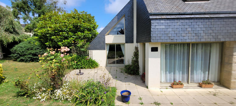 Maison - 162 m² - 8 pièces