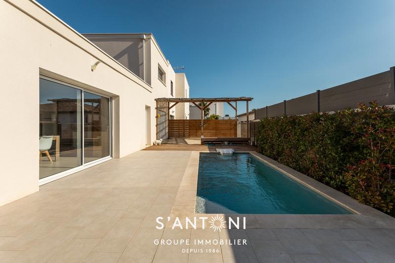 Maison - 100 m² - 5 pièces