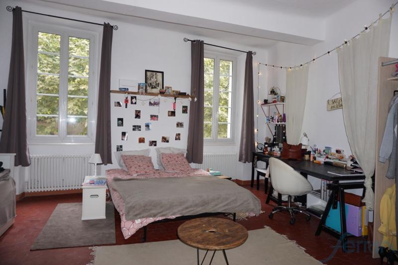 Appartement - 270 m² - 8 pièces