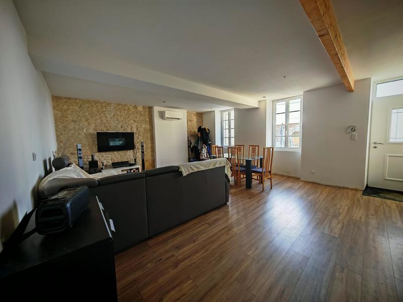 Maison - 150 m² - 5 pièces