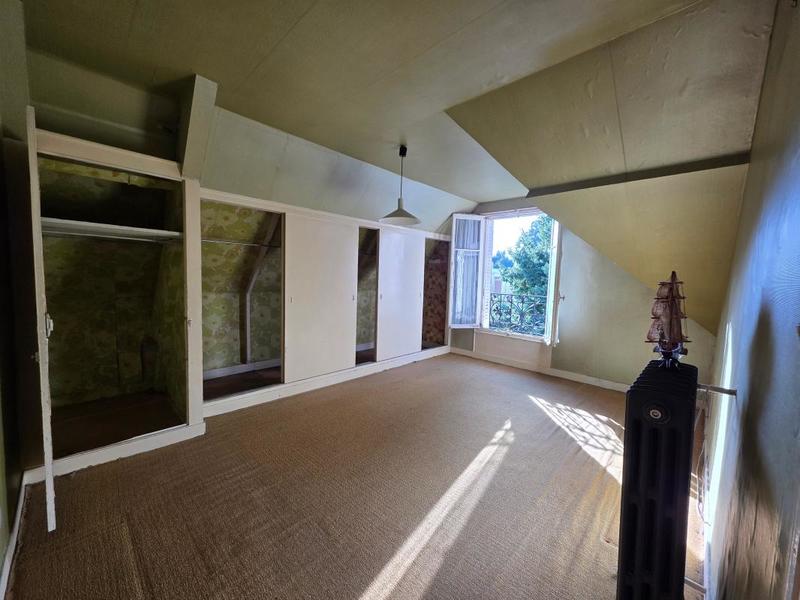 Maison - 190 m² - 7 pièces