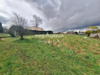 Terrain constructible - 605 m²