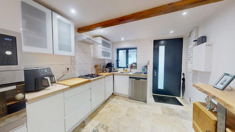 Maison - 85 m² - 4 pièces