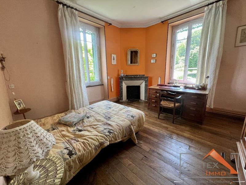 Maison bourgeoise - 224 m² - 9 pièces