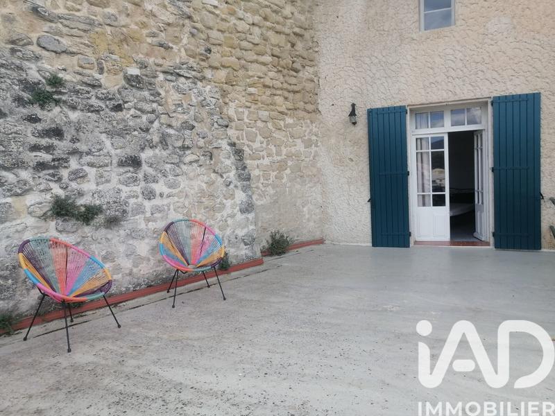 Maison - 216 m² - 9 pièces