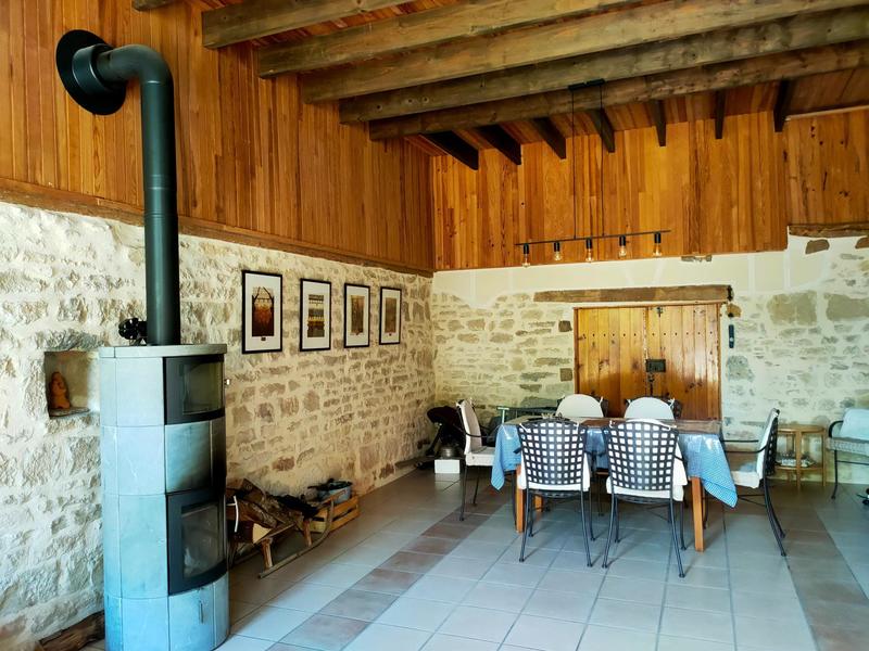 Maison - 241 m² - 8 pièces