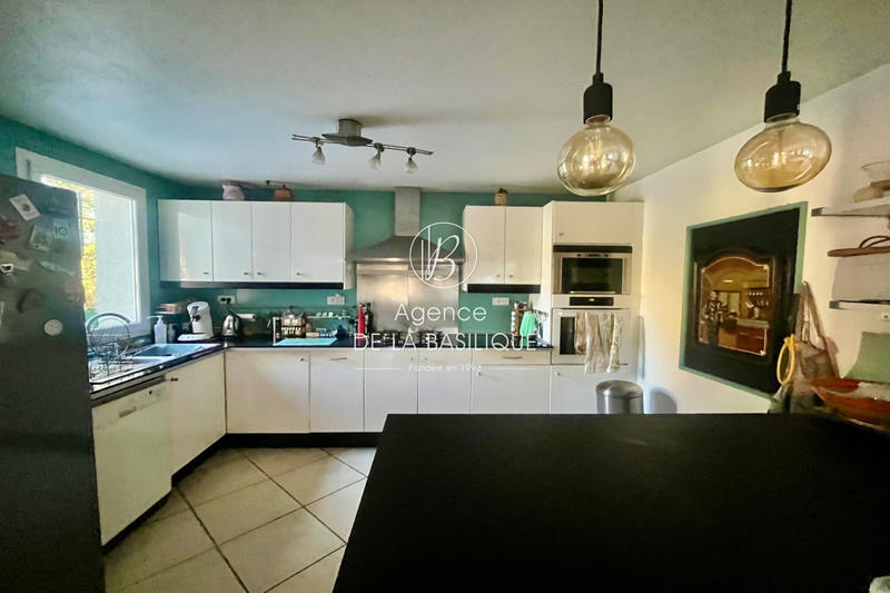 Maison - 175 m² - 8 pièces