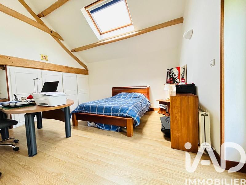 Maison - 236 m² - 7 pièces