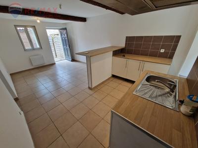 Maison de village - 87 m² - 4 pièces
