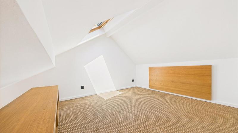 Appartement - 85 m² - 3 pièces