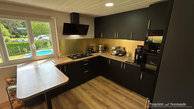 Maison - 110 m² - 5 pièces