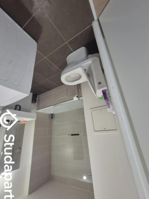 Chambre - 15 m² - 1 pièce