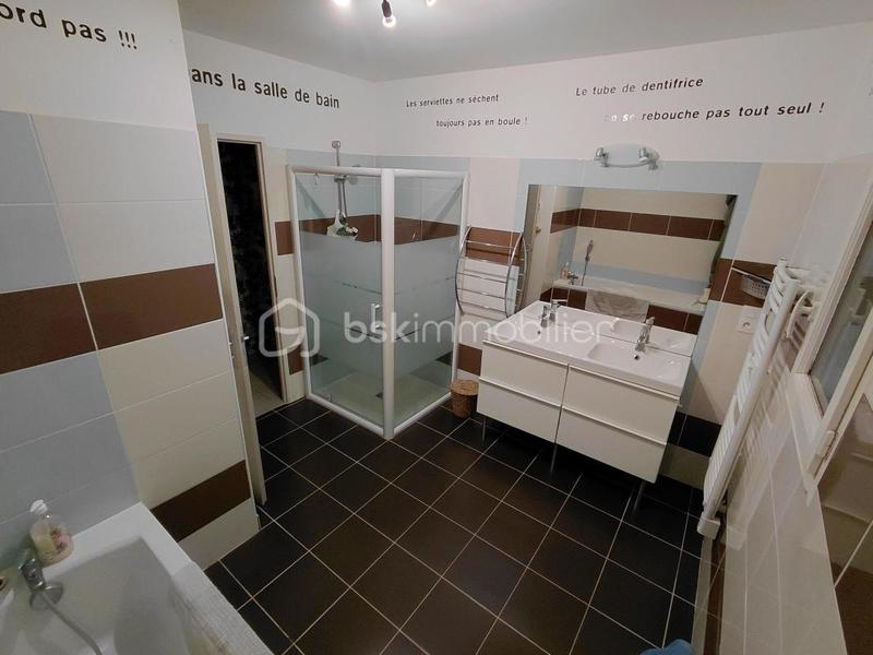 Villa - 210 m² - 7 pièces