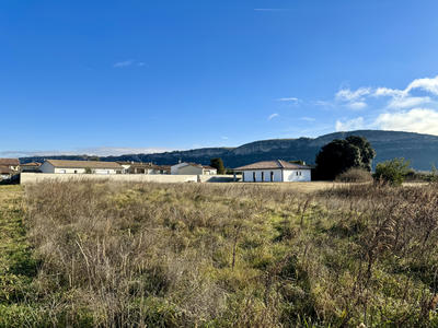 Terrain - 3 913 m²
