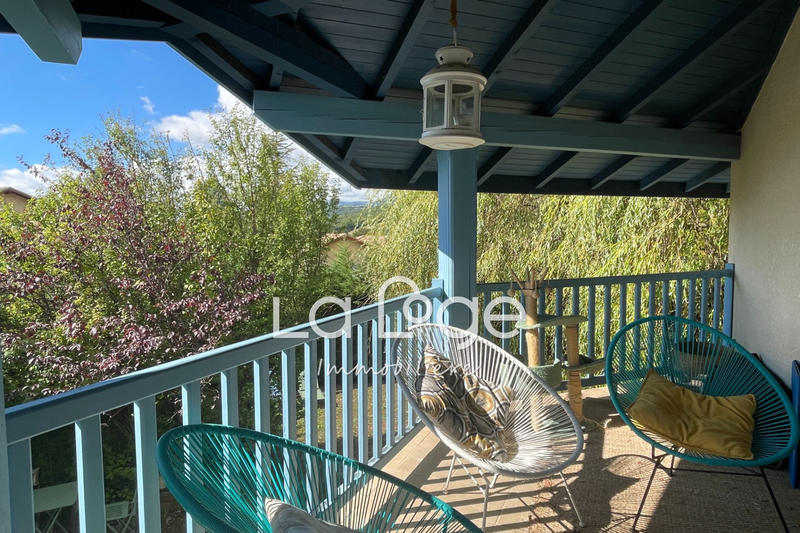 Maison - 140 m² - 6 pièces