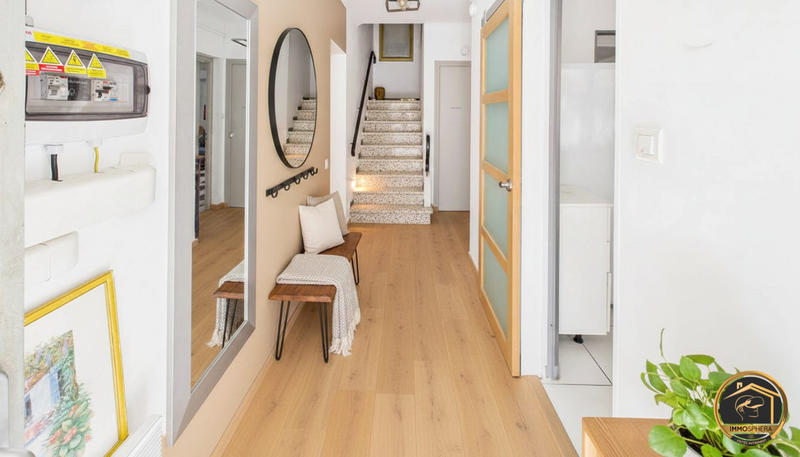 Maison - 111 m² - 5 pièces