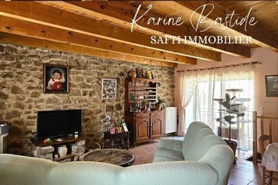 Maison - 245 m² - 8 pièces