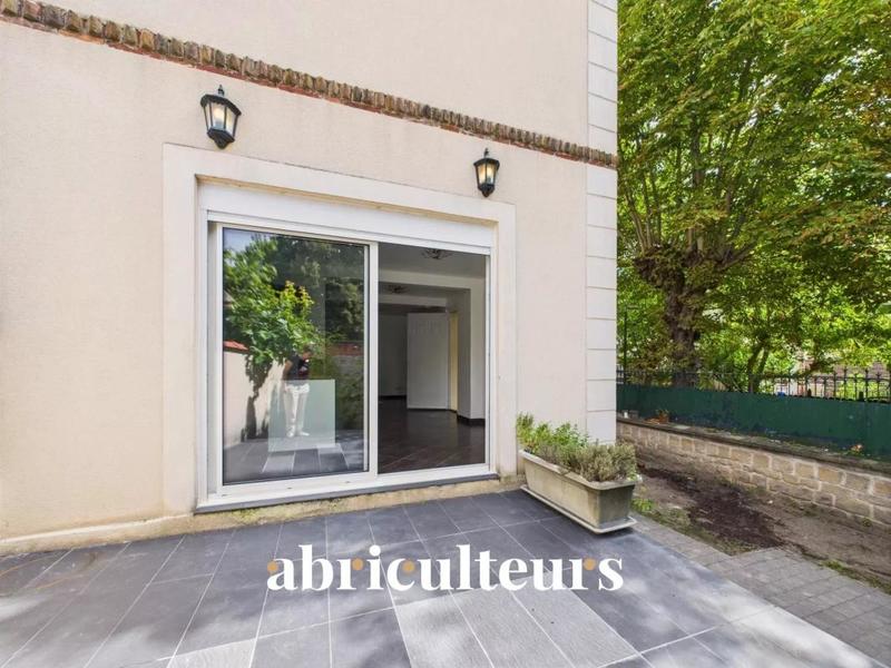 Maison - 92 m² - 7 pièces