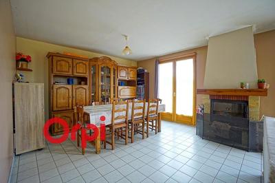 Maison - 111 m² - 5 pièces